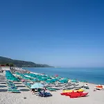 Emmesse Zambrone
