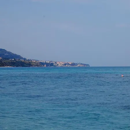 Aparthotel Villaggio Emmesse 4*