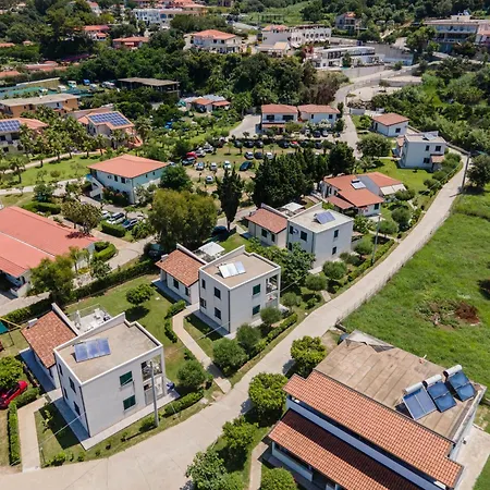 Villaggio Emmesse Apart Otel 4*