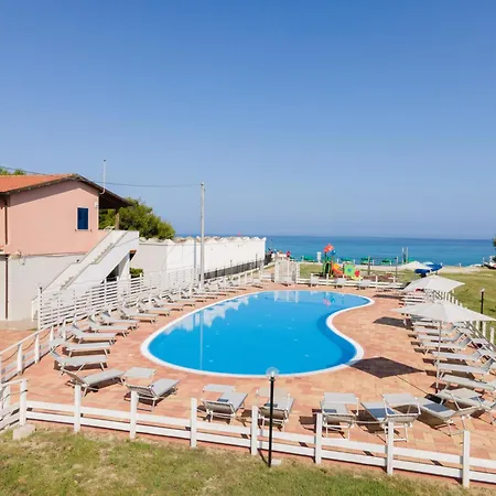 Aparthotel Villaggio Emmesse