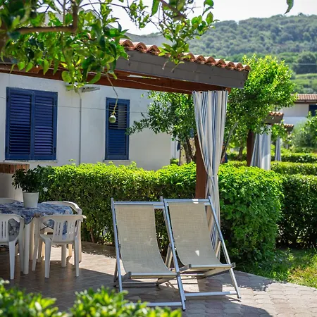 מלון דירות Emmesse זמברונה