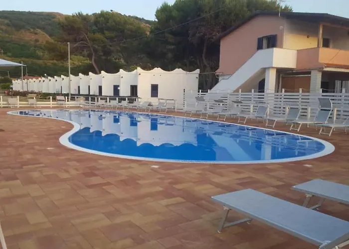 מלון דירות Emmesse זמברונה