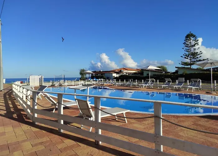 Emmesse מלון דירות