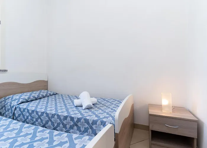 מלון דירות Emmesse